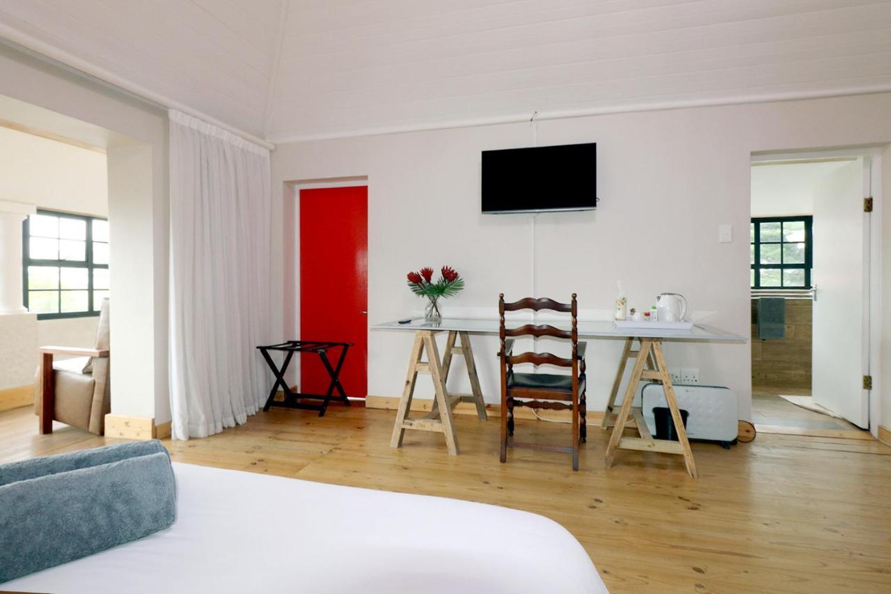 The Place Muizenberg Bed & Breakfast ภายนอก รูปภาพ